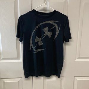 black under armor t shirt